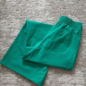 Lululemon high rise wide leg pant